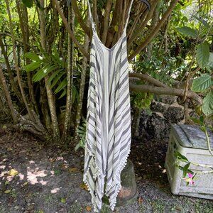 GOA Beachwear Maxi Beach Cover-up-NEW (L)